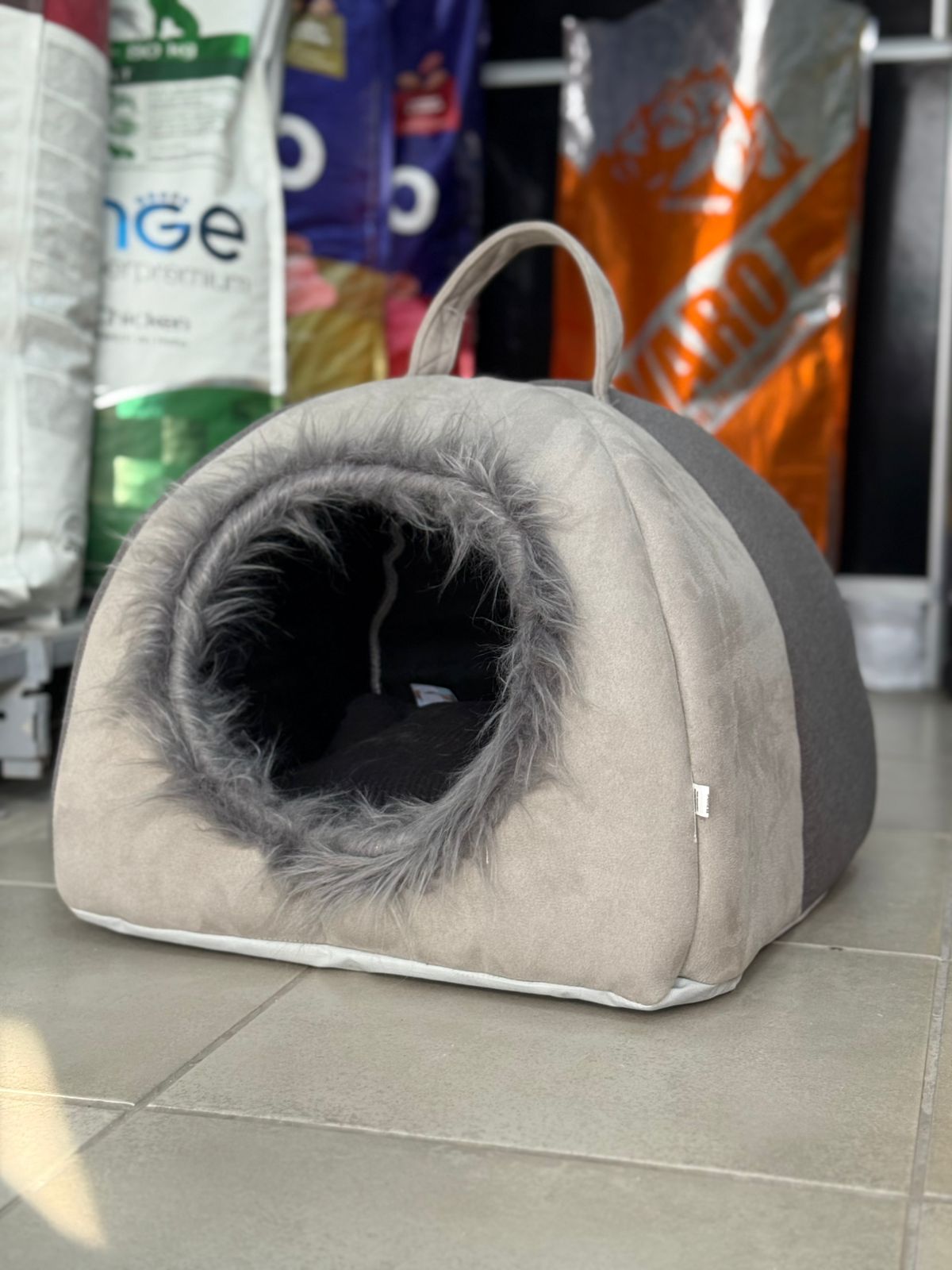 WhatsApp Image 2025-11-16 at 20.30.34